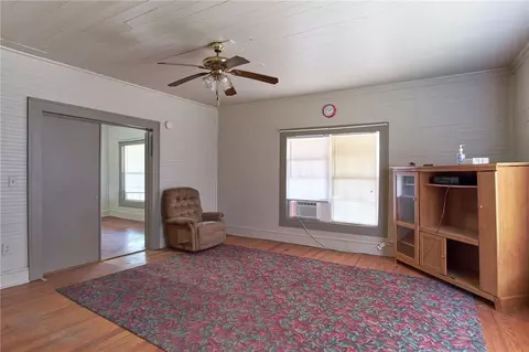 1107 E Main St, Walhalla, SC 29691 photo 7