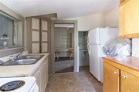 1107 E Main St, Walhalla, SC 29691 photo 10