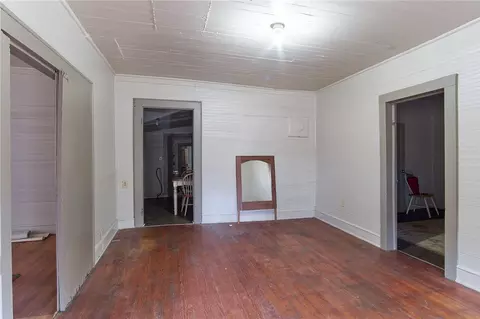 1107 E Main St, Walhalla, SC 29691 photo 5