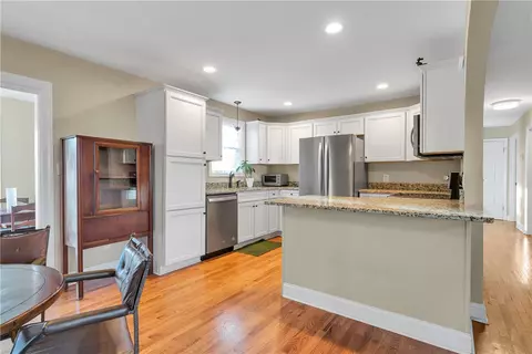 118 E Hill Dr, Easley, SC 29640 photo 9