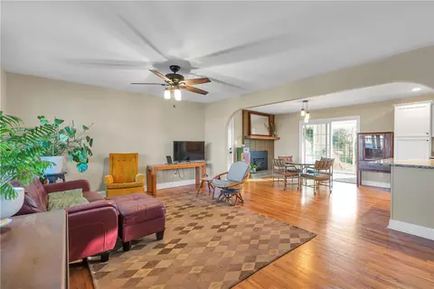 118 E Hill Dr, Easley, SC 29640 photo 8