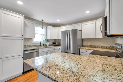 118 E Hill Dr, Easley, SC 29640 photo 7