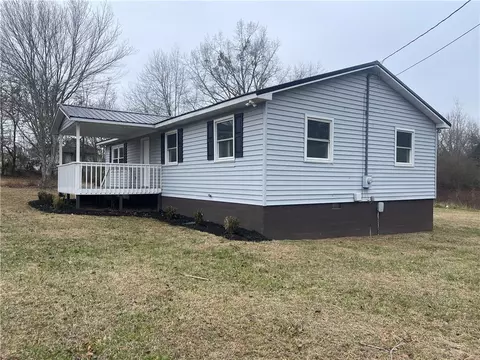 408 Hamby Rd, Starr, SC 29684 photo 4