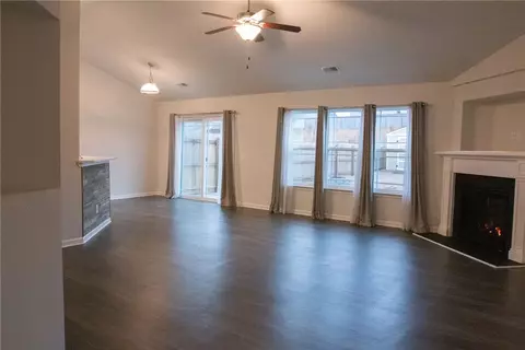 415 Basalt Ct, Easley, SC 29642 photo 3