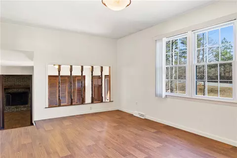853 Pickett Post Rd, Walhalla, SC 29691 photo 9