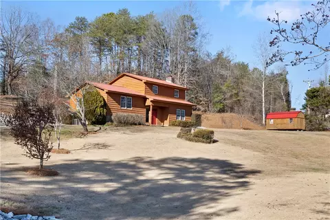 853 Pickett Post Rd, Walhalla, SC 29691 photo 3