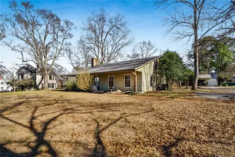 213 S Main St, Honea Path, SC 29654 photo 1