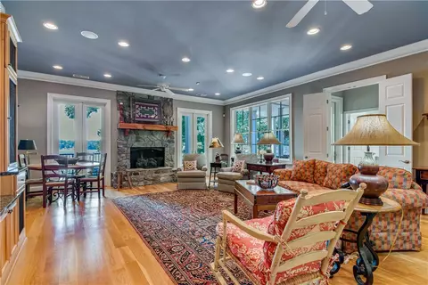 307 Falling Leaf Ct, Seneca, SC 29672 photo 36