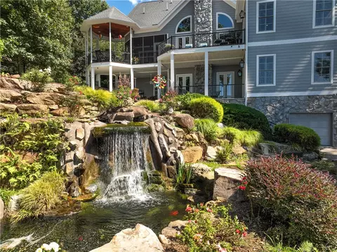 307 Falling Leaf Ct, Seneca, SC 29672 photo 7