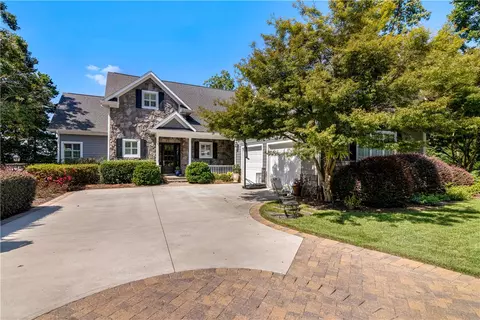 307 Falling Leaf Ct, Seneca, SC 29672 photo 9