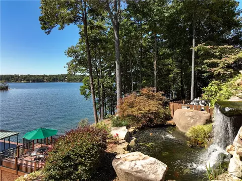 307 Falling Leaf Ct, Seneca, SC 29672 photo 45