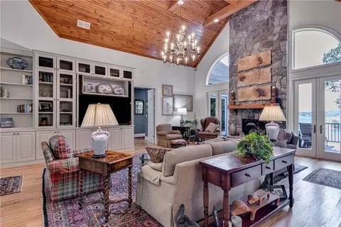 307 Falling Leaf Ct, Seneca, SC 29672 photo 11