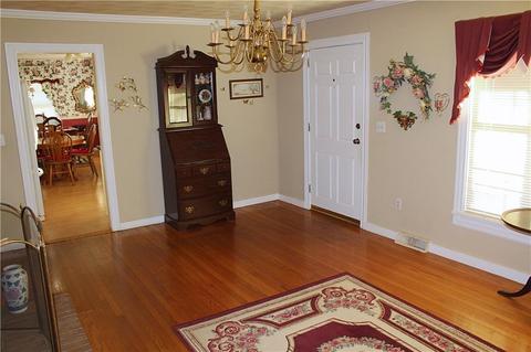 203 S D St, Easley, SC 29640 photo 6