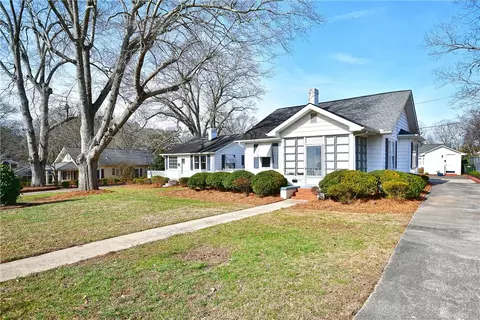 705 E A Ave, Easley, SC 29640 photo 3