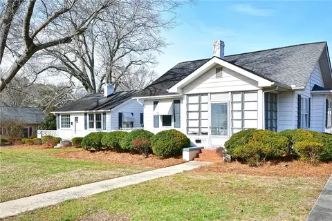705 E A Ave, Easley, SC 29640 photo 4