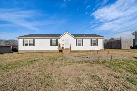 374 Ballard Rd, Pelzer, SC 29669 photo 2