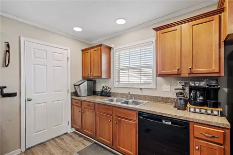 374 Ballard Rd, Pelzer, SC 29669 photo 8