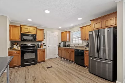 374 Ballard Rd, Pelzer, SC 29669 photo 7