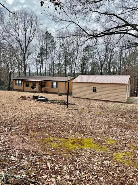 394 Winding Ln, Seneca, SC 29678