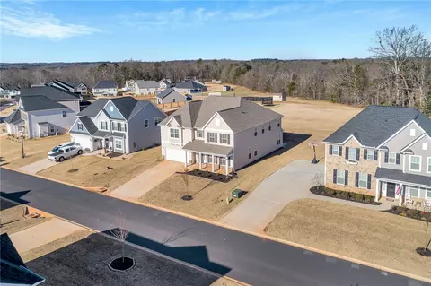 312 Valley Oak Dr, Belton, SC 29627