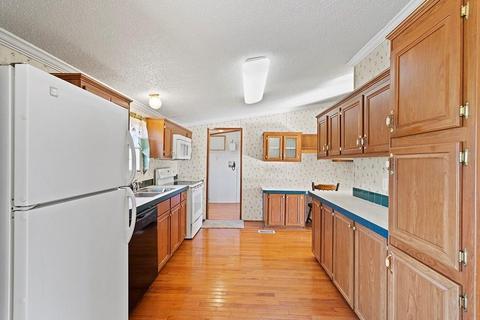 402 Hawthorne Rd, Honea Path, SC 29654 photo 4