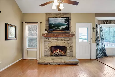165 Sheffield Rd, Easley, SC 29642 photo 9