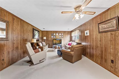 114 Kingston Dr, Pelzer, SC 29669 photo 6