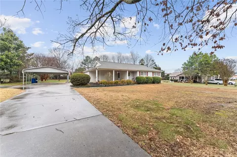 114 Kingston Dr, Pelzer, SC 29669 photo 3