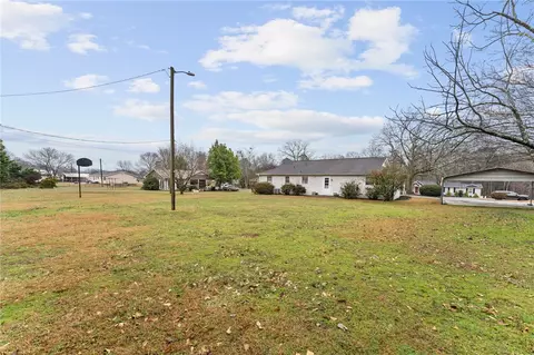 114 Kingston Dr, Pelzer, SC 29669 photo 26