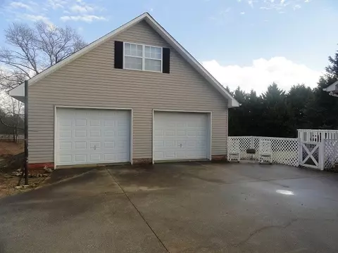 1018 Five Forks Rd, Pendleton, SC 29670 photo 3