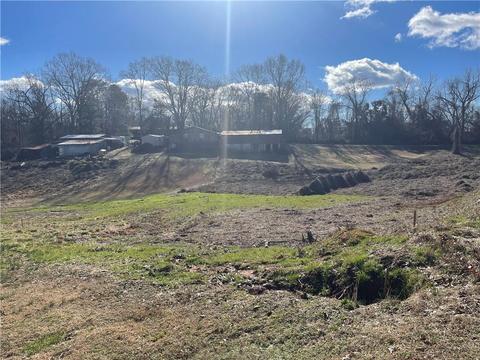 410 N Spring St, Walhalla, SC 29691 photo 6