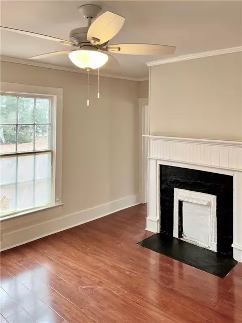 127 W Greer St, Honea Path, SC 29654 photo 3