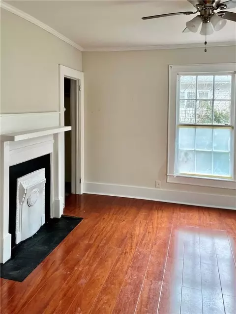 127 W Greer St, Honea Path, SC 29654 photo 4