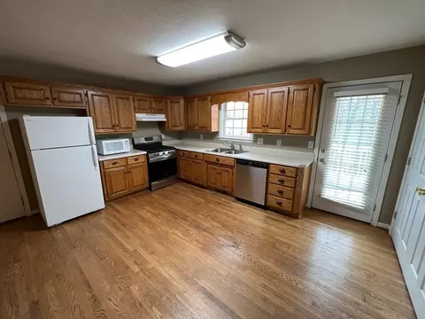 14060 E Camelia Ln, Seneca, SC 29678 photo 11