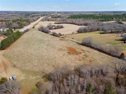 146 Clyde Arnold Rd, Starr, SC 29684 photo 6