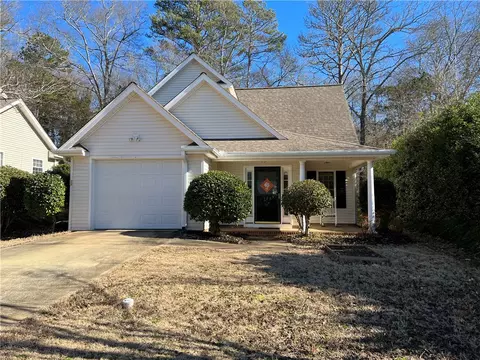 128 Grand Oak Cir, Pendleton, SC 29670
