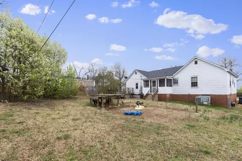 107 Daniel Ave, Seneca, SC 29678 photo 9