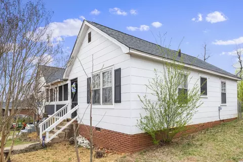 107 Daniel Ave, Seneca, SC 29678 photo 4