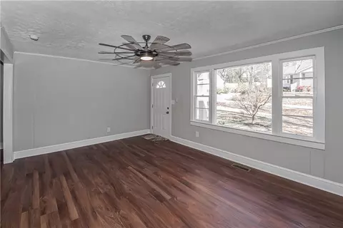 112 Roper St, Easley, SC 29640 photo 10