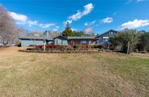 410 Hendricks Rd, Pickens, SC 29671 photo 5