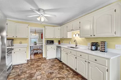 209 Meadow Ln, Easley, SC 29642 photo 14