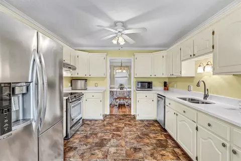 209 Meadow Ln, Easley, SC 29642 photo 3