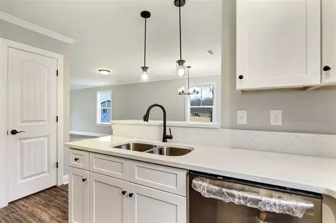 104 Gate Ct, Williamston, SC 29697 photo 9