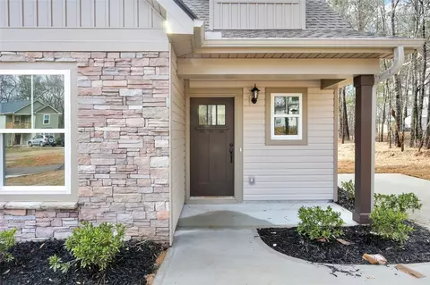 102 Gate Ct, Williamston, SC 29697 photo 3