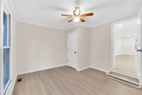14 Thomas Dr, Williamston, SC 29697 photo 11