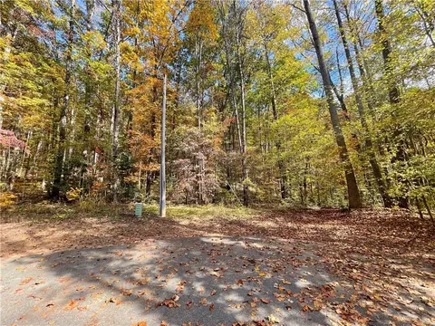 5 Piper Ln # A, Pickens, SC 29671