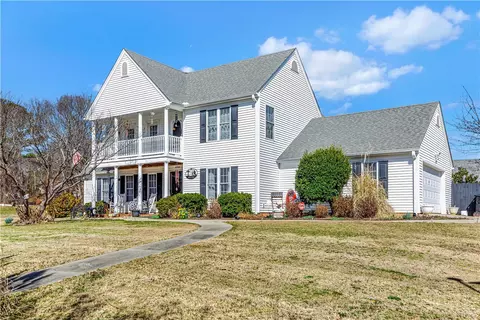 201 Carrageen Dr, Williamston, SC 29697