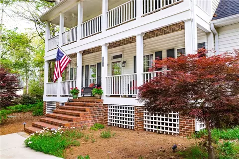 15012 Danube Cir, Seneca, SC 29672