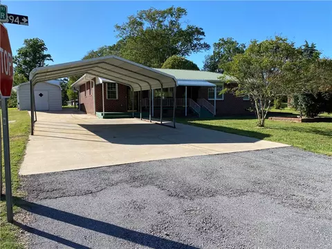 101 Jones Cir, Iva, SC 29655