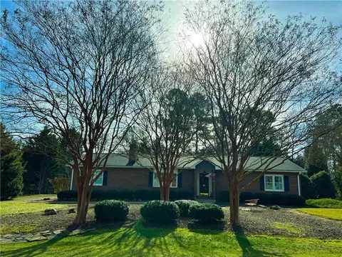 110 Stonehaven Ln, Easley, SC 29642 photo 1